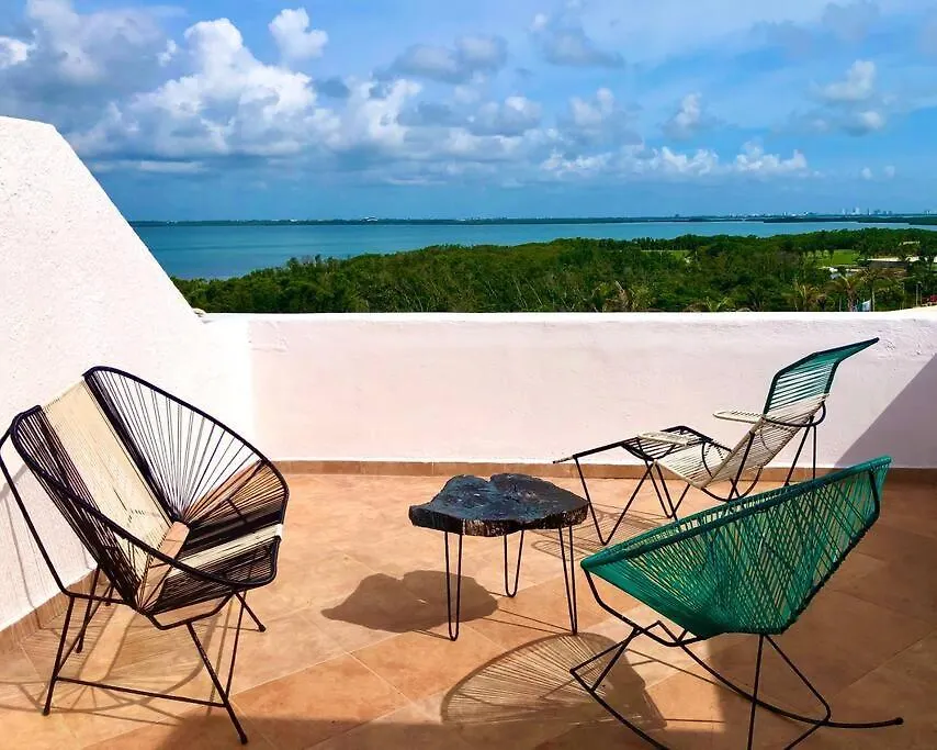 Beachfront Ph+Roof Garden, Ocean & Lagoon Views 0*, Cancun