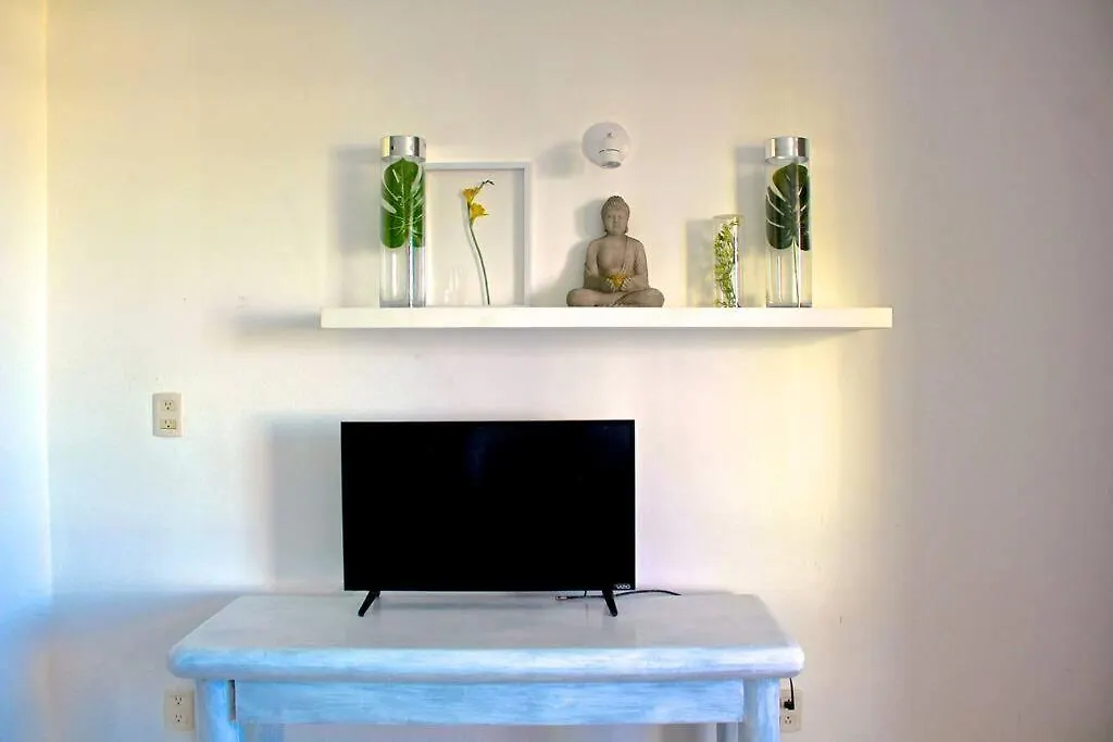 Beachfront Ph+Roof Garden, Ocean & Lagoon Views Apartment Cancun