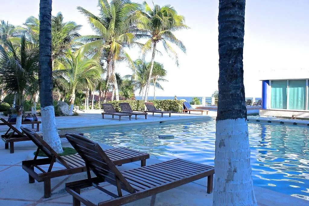 Beachfront Ph+Roof Garden, Ocean & Lagoon Views 0*, Cancun Mexico